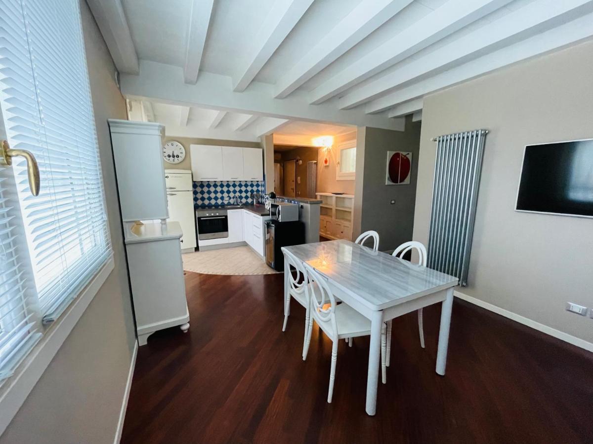 Desehouse Apartman Desenzano del Garda Kültér fotó